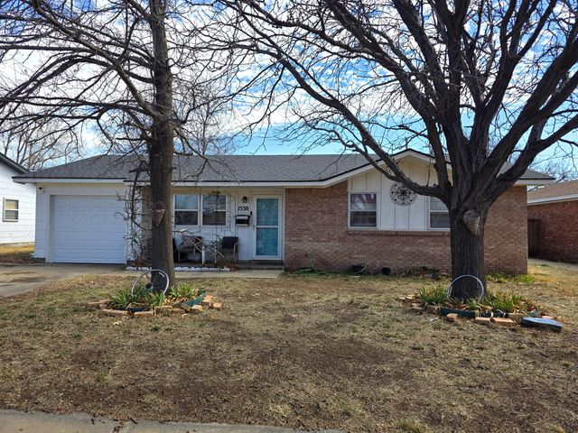 1530 N Sumner Street, Pampa, TX 79065