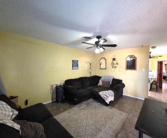 1530 N Sumner Street, Pampa, TX 79065