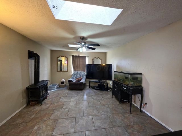 1530 N Sumner Street, Pampa, TX 79065