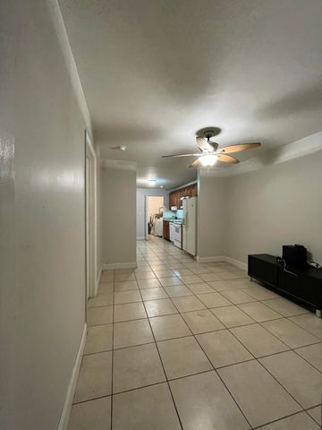 105 SE 15TH Street A, Deerfield Beach, FL 33441