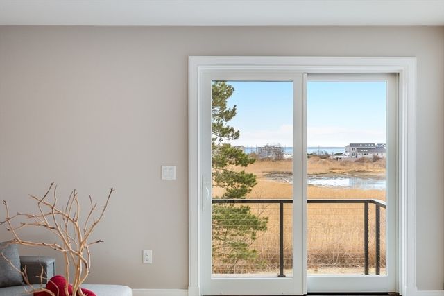 179 Beebe Acres Rd, Falmouth, MA 02540