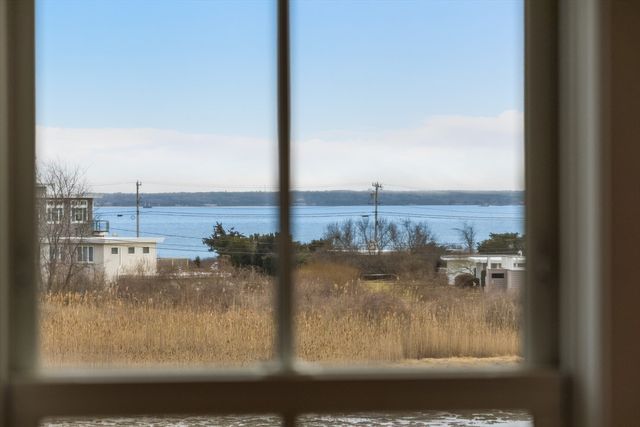 179 Beebe Acres Rd, Falmouth, MA 02540
