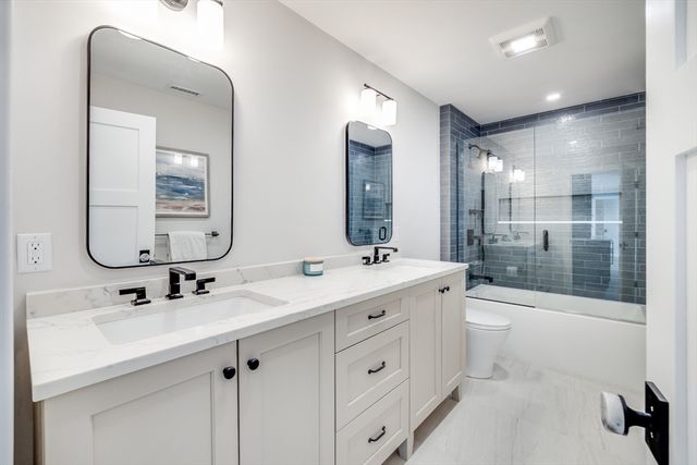 179 Beebe Acres Rd, Falmouth, MA 02540