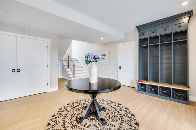 179 Beebe Acres Rd, Falmouth, MA 02540
