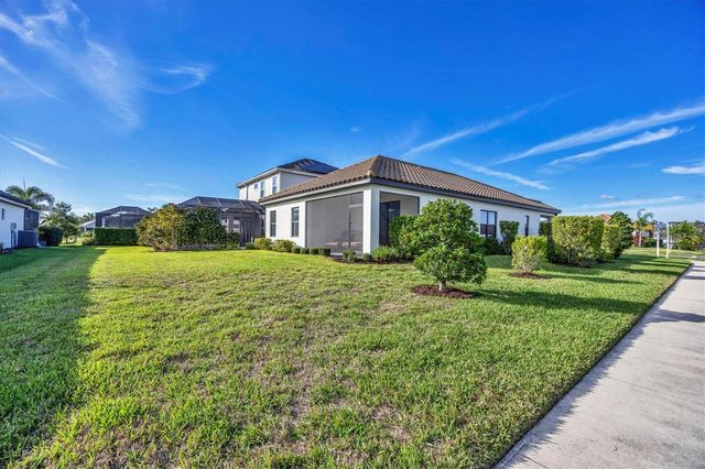 12734 AQUAMARINE AVENUE, Bradenton, FL 34211