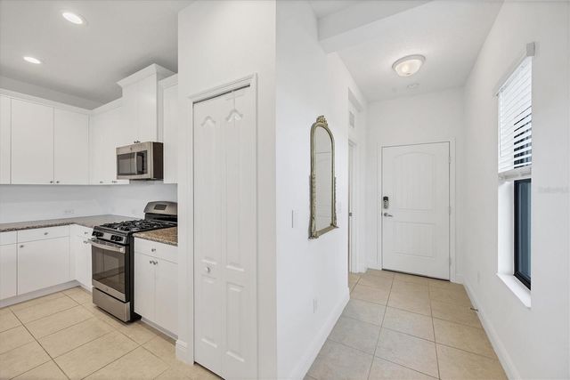 12734 AQUAMARINE AVENUE, Bradenton, FL 34211