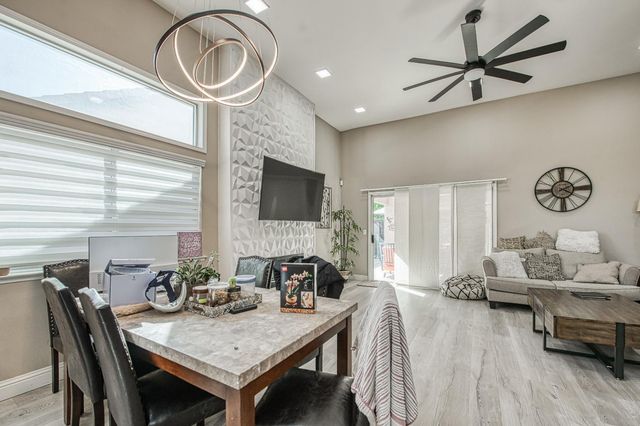 10373 N Baird Avenue, Fresno, CA 93730