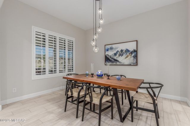 1936 N Star View Lane, Green Valley, AZ 85614