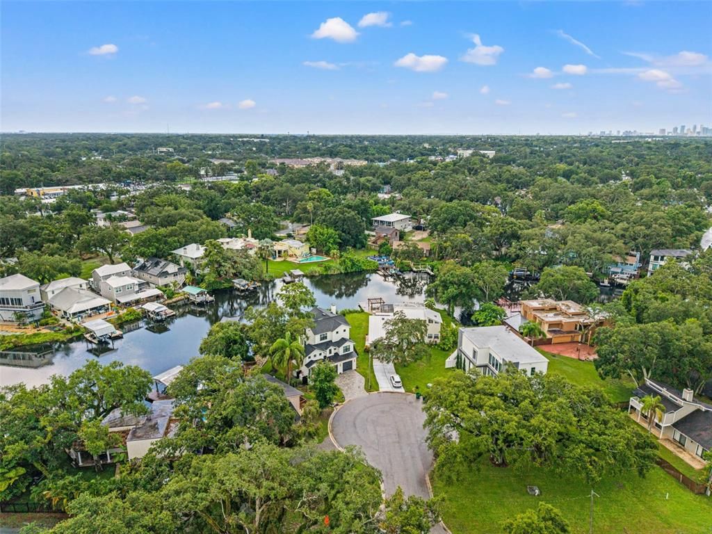 Image 65 of property listing at 8107 N RIVER SHORE DRIVE, Tampa, FL 33604