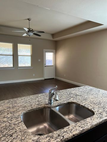 8 Pleasant Valley, Sanger, TX 76266