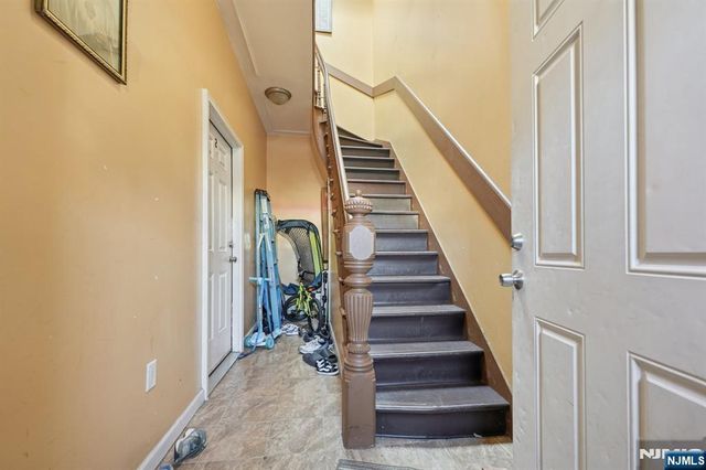 717 16th Street, Union City, NJ 07087