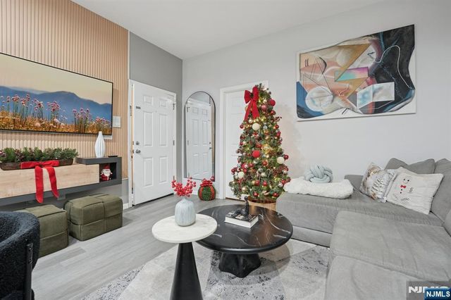 717 16th Street, Union City, NJ 07087