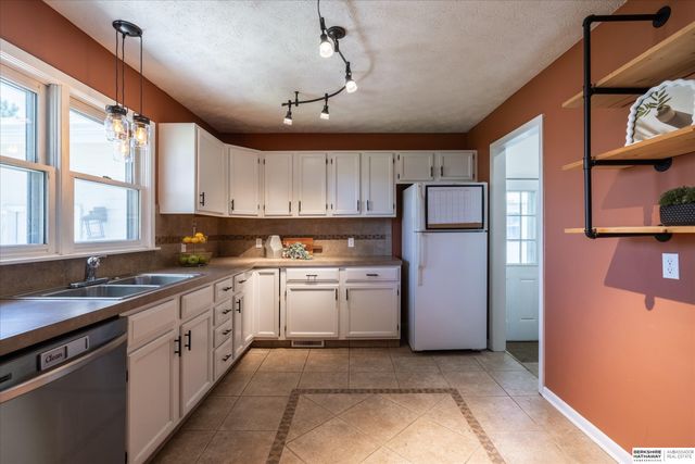 2642 Kendel Drive, Ashland, NE 68003