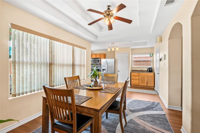 5501 Rio Sabinas Street, Rosharon, TX 77583