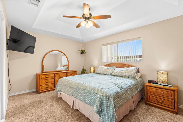5501 Rio Sabinas Street, Rosharon, TX 77583