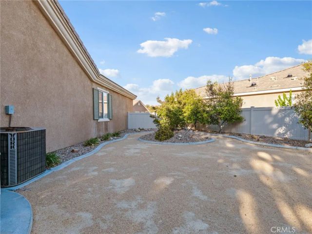 10598 Archerwill RD, Apple Valley, CA 92308