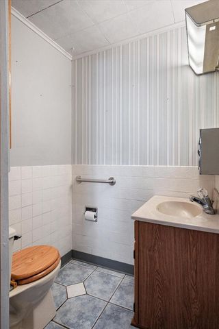 S921 Sveum Ridge ROAD, Coon Valley, WI 54623