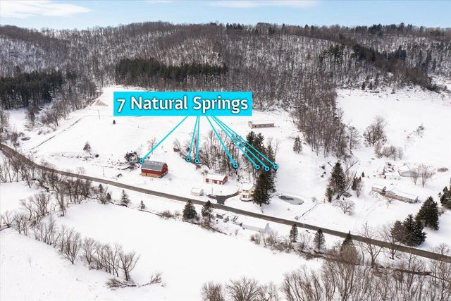 S921 Sveum Ridge ROAD, Coon Valley, WI 54623