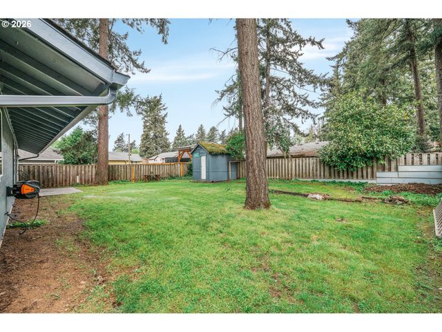 12525 Se HOLGATE Blvd, Portland, OR 97236