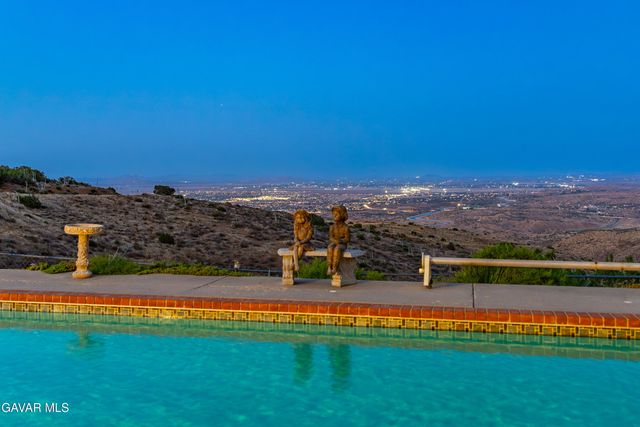 35870 Tierra Subida Avenue, Palmdale, CA 93551