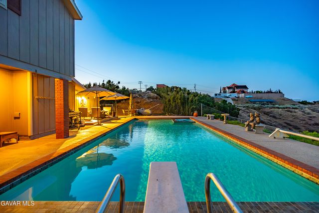 35870 Tierra Subida Avenue, Palmdale, CA 93551