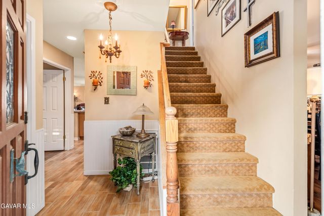 35870 Tierra Subida Avenue, Palmdale, CA 93551