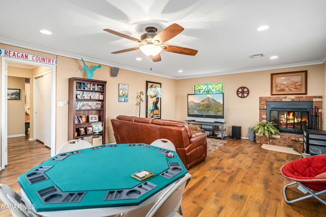 35870 Tierra Subida Avenue, Palmdale, CA 93551