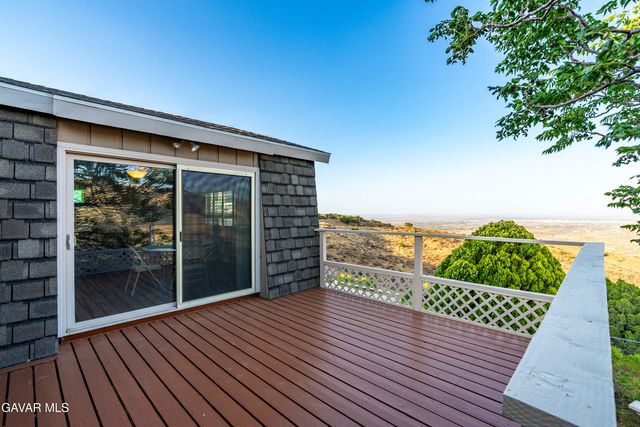 35870 Tierra Subida Avenue, Palmdale, CA 93551