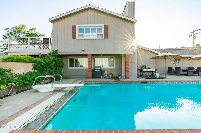 35870 Tierra Subida Avenue, Palmdale, CA 93551