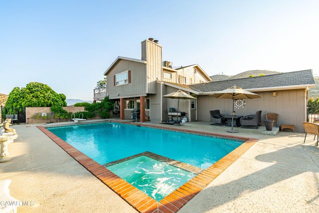 35870 Tierra Subida Avenue, Palmdale, CA 93551