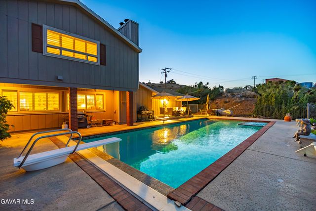 35870 Tierra Subida Avenue, Palmdale, CA 93551