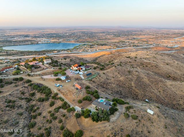 35870 Tierra Subida Avenue, Palmdale, CA 93551