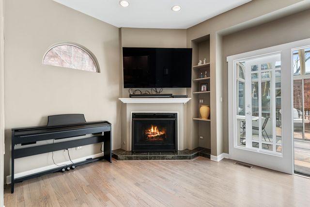 1454 N Wieland Street, Chicago, IL 60610