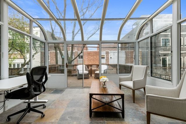 1454 N Wieland Street, Chicago, IL 60610