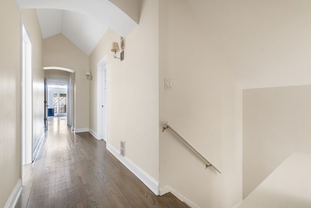 1454 N Wieland Street, Chicago, IL 60610