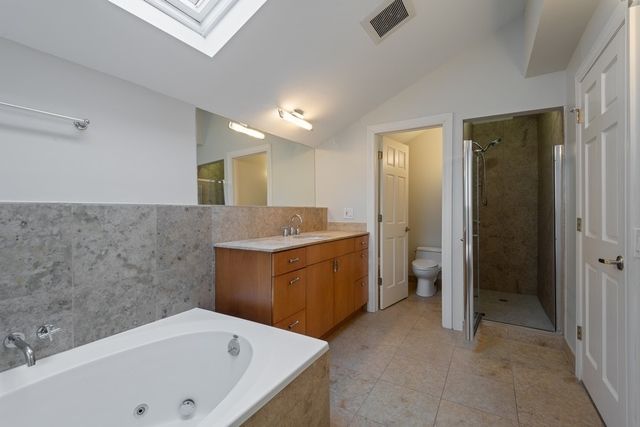 1454 N Wieland Street, Chicago, IL 60610