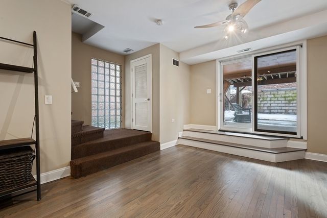 1454 N Wieland Street, Chicago, IL 60610