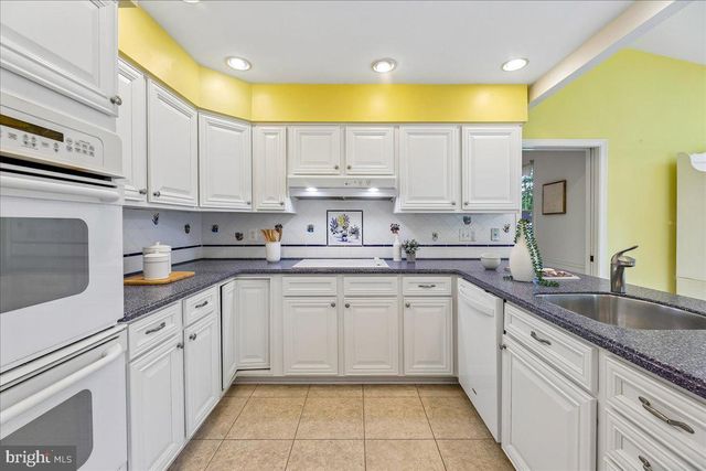 9804 DANSK CT, Fairfax, VA 22032