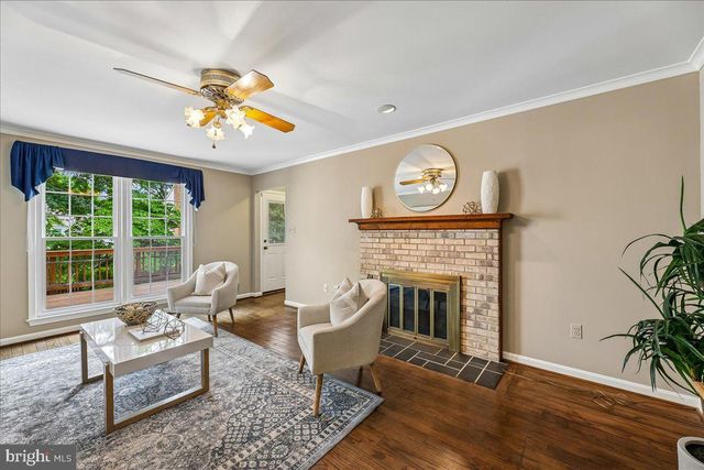 9804 DANSK CT, Fairfax, VA 22032