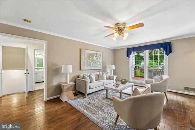 9804 DANSK CT, Fairfax, VA 22032