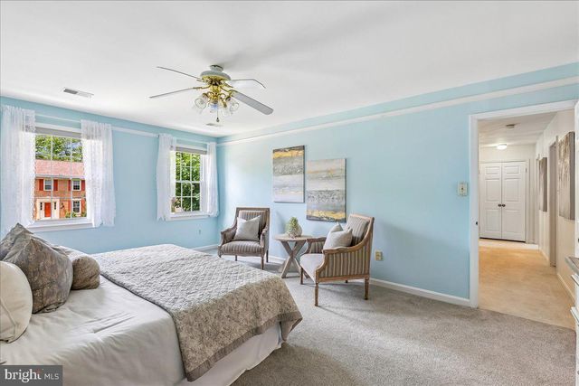 9804 DANSK CT, Fairfax, VA 22032