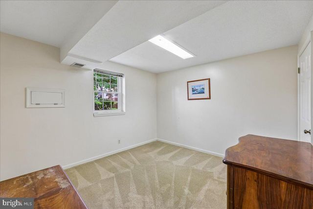 9804 DANSK CT, Fairfax, VA 22032