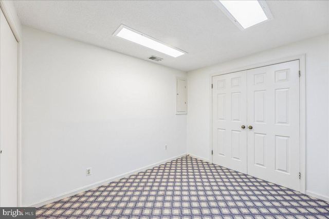 9804 DANSK CT, Fairfax, VA 22032