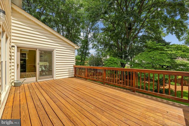 9804 DANSK CT, Fairfax, VA 22032