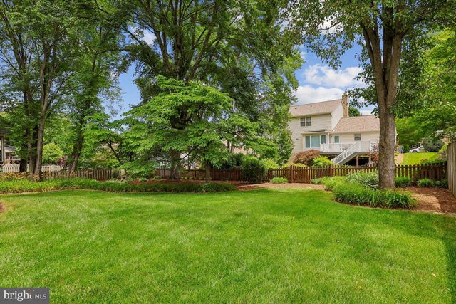 9804 DANSK CT, Fairfax, VA 22032