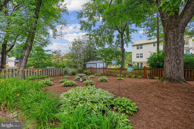 9804 DANSK CT, Fairfax, VA 22032