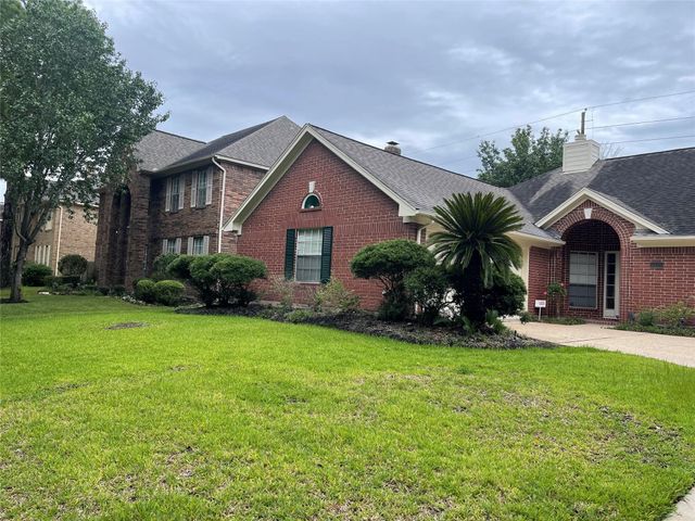 4418 Chestnut Meadow Drive, Sugar Land, TX 77479