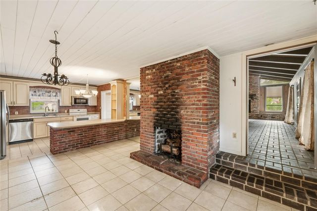 3901 N APOPKA VINELAND ROAD, Orlando, FL 32818