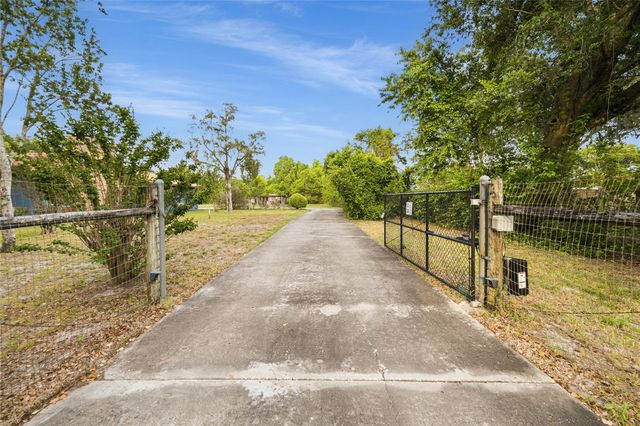 3901 N APOPKA VINELAND ROAD, Orlando, FL 32818