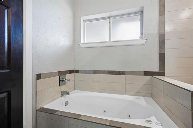 2617 Prescott Avenue, Edmond, OK 73013